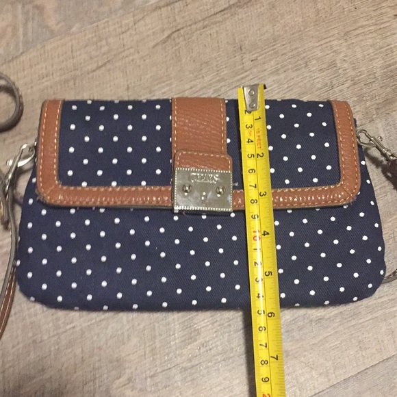 Chaps crossbody purse - Picture 5 of 6